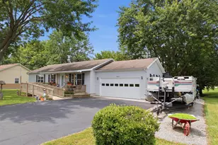 502 Waynoka Dr, Franklin Township, OH 45171 - Photo 2