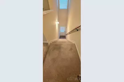 1002 Lost Crossing, Springfield Township, OH 45231 - Photo 6