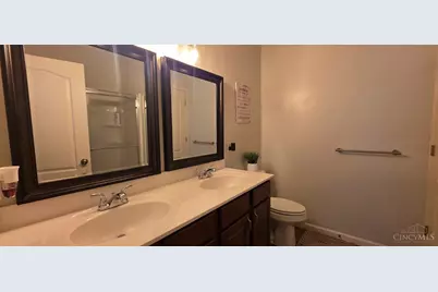 1002 Lost Crossing, Springfield Township, OH 45231 - Photo 24