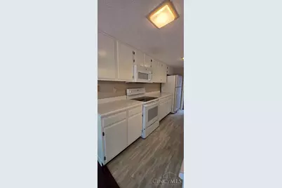 5592 Regimental Place, Cincinnati, OH 45239 - Photo 10