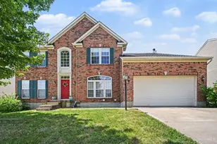 195 Brittony Woods Dr, Monroe, OH 45050 - Photo 2