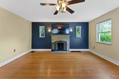 2304 E Galbraith Road, Reading, OH 45237 - Photo 6