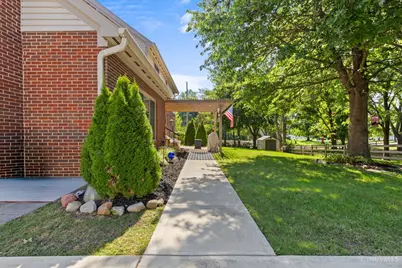 2439 Arborwood Drive, Deerfield Township, OH 45140 - Photo 2
