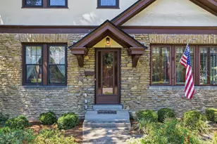 3841 Hyde Park Ave, Cincinnati, OH 45209 - Photo 4
