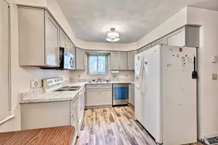 8043 Dimmick Rd, West Chester, OH 45241 - Photo 14
