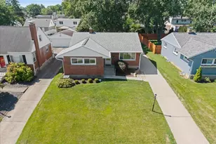 7823 Greenbriar Ln, Madeira, OH 45243 - Photo 32