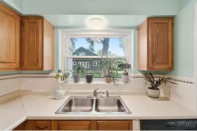 1518 Maple Avenue, Cincinnati, OH 45215 - Photo 20