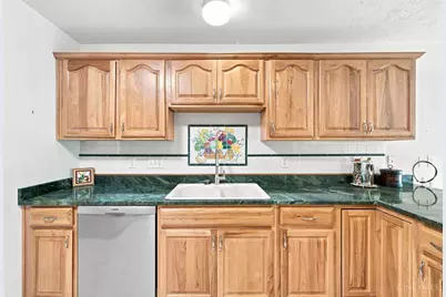 320 Gatehouse Court, Monroe, OH 45050 - Photo 12