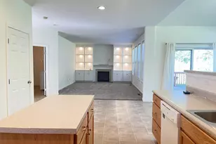 5095 Snow Valley Ln, Liberty Township, OH 45011 - Photo 6
