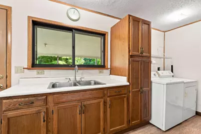 10318 Harrison Road, Hamilton Township, OH 45140 - Photo 18