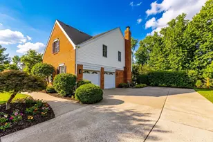 8067 Hunters Ridge Dr, West Chester, OH 45069 - Photo 56