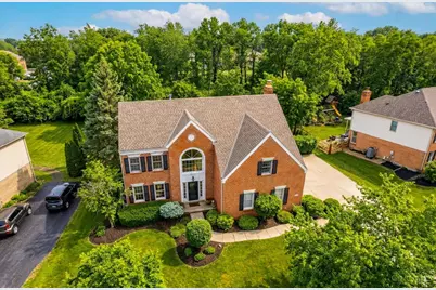 8067 Hunters Ridge Drive, West Chester, OH 45069 - Photo 4
