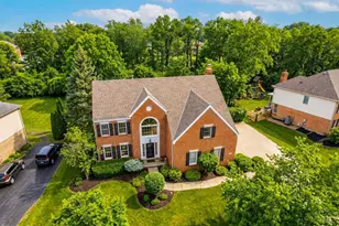 8067 Hunters Ridge Dr, West Chester, OH 45069 - Photo 4