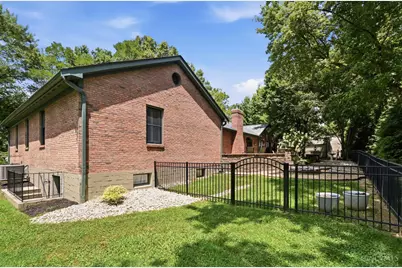 5355 Boomer Road, Cincinnati, OH 45247 - Photo 48