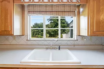 3841 Kilbourne Avenue, Cincinnati, OH 45209 - Photo 12
