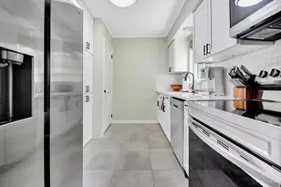 1431 Collinsdale Ave, Cincinnati, OH 45230 - Photo 4
