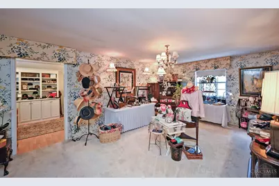 741 Woodfield Drive, Cincinnati, OH 45231 - Photo 24