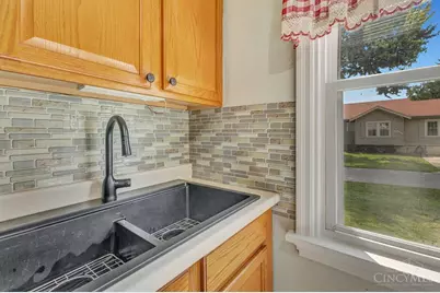 4300 Clifford Road, Deer Park, OH 45236 - Photo 12