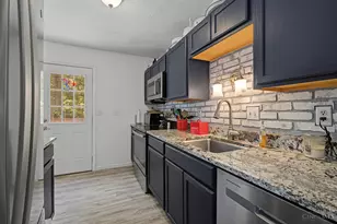 1739 Del Rio Dr, Hamilton, OH 45013 - Photo 6