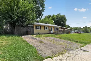 2574 Mariposa St, Colerain Township, OH 45231 - Photo 6