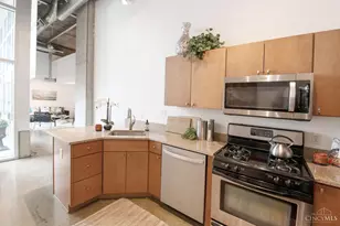 353 W 4th St, Cincinnati, OH 45202 - Photo 18
