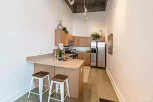 353 W 4th St, Cincinnati, OH 45202 - Photo 16