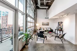 353 W 4th St, Cincinnati, OH 45202 - Photo 2