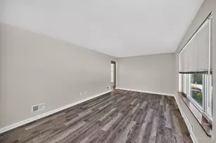 518 Rentz Pl, Delhi Township, OH 45238 - Photo 12