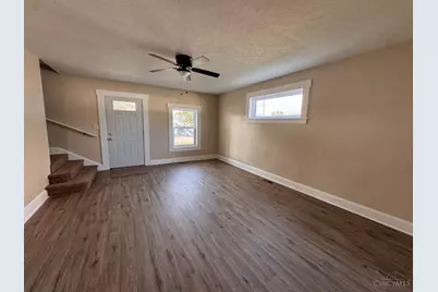 140 W Washington Street, Sabina, OH 45169 - Photo 8