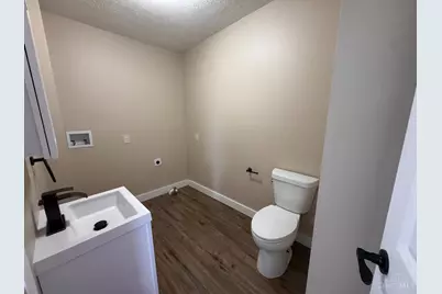 140 W Washington Street, Sabina, OH 45169 - Photo 4