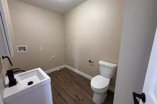 140 W Washington St, Sabina, OH 45169 - Photo 4