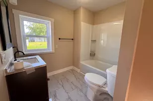 140 W Washington St, Sabina, OH 45169 - Photo 12
