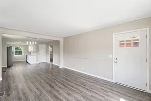 6109 Argus Rd, Cincinnati, OH 45224 - Photo 8