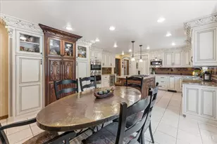436 Heathgate Rd, Anderson Township, OH 45255 - Photo 22