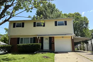 1352 Meredith Dr, Springfield Township, OH 45231 - Photo 1