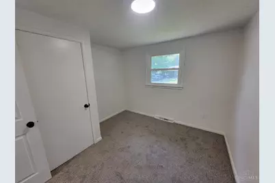 130 W Josie Avenue, Hillsboro, OH 45133 - Photo 14