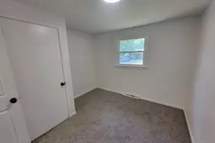 130 W Josie Ave, Hillsboro, OH 45133 - Photo 14