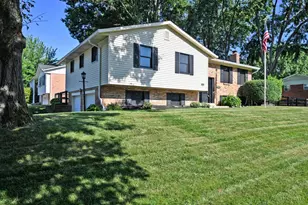 1613 Muskegon Dr, Anderson Township, OH 45255 - Photo 2