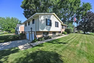 1613 Muskegon Dr, Anderson Township, OH 45255 - Photo 4