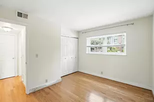 2270 Madison Rd, Cincinnati, OH 45208 - Photo 32