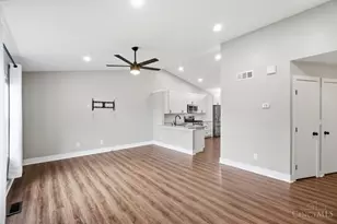 9575 Deer Track Rd, West Chester, OH 45069 - Photo 8