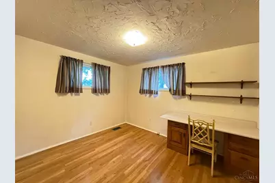 53 Hadley Road, Green Hills, OH 45218 - Photo 14