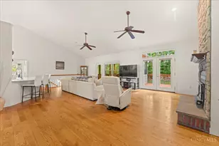 820 Indian Lakes Blvd, Washington Township, OH 45113 - Photo 8