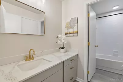 3533 Amberacres Drive #304, Cincinnati, OH 45237 - Photo 22