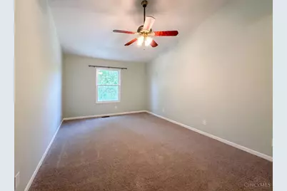 12169 Village Woods Drive, Sharonville, OH 45241 - Photo 20