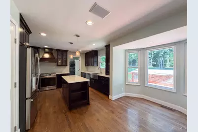 12169 Village Woods Drive, Sharonville, OH 45241 - Photo 2