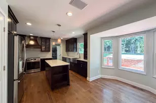 12169 Village Woods Dr, Sharonville, OH 45241 - Photo 2