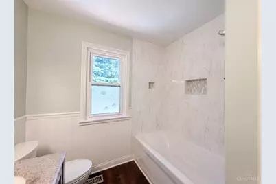 12169 Village Woods Drive, Sharonville, OH 45241 - Photo 10