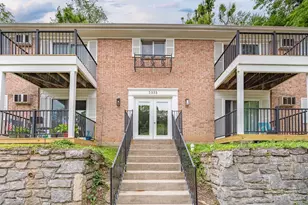 3535 Linwood Ave, Cincinnati, OH 45226 - Photo 1