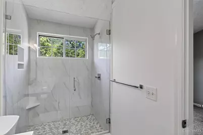 5574 Regimental Pl, Cincinnati, OH 45239 - Photo 28